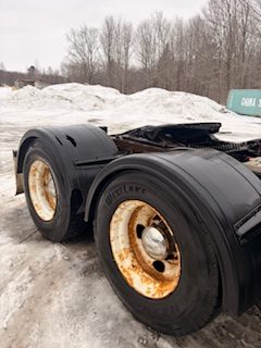 Peterbilt 389 2020 capot 123''