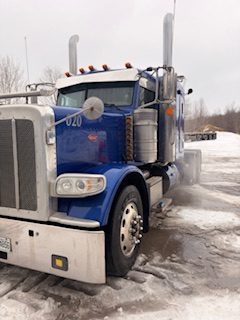 Peterbilt 389 2020 capot 123''