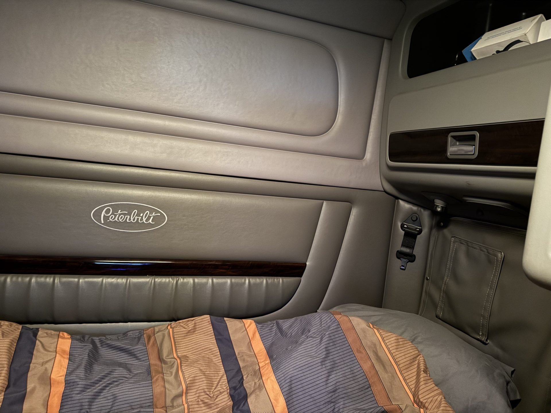 2022 Peterbilt 389 SUPER 40 ET GARANTIE