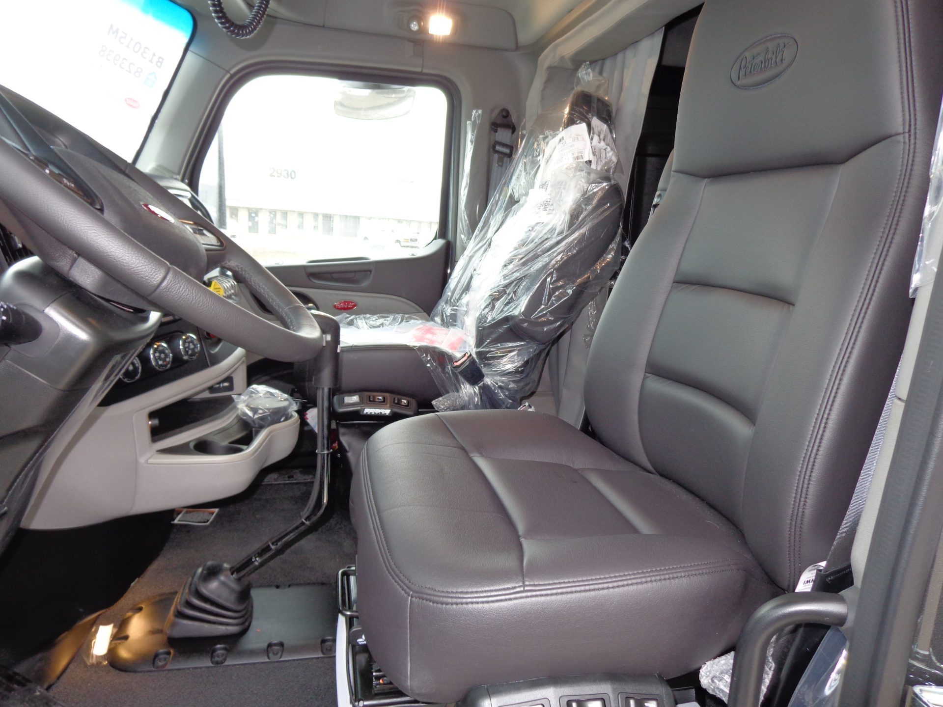 2027 Peterbilt 589 14,6 x 46.000 lbs 72 FT