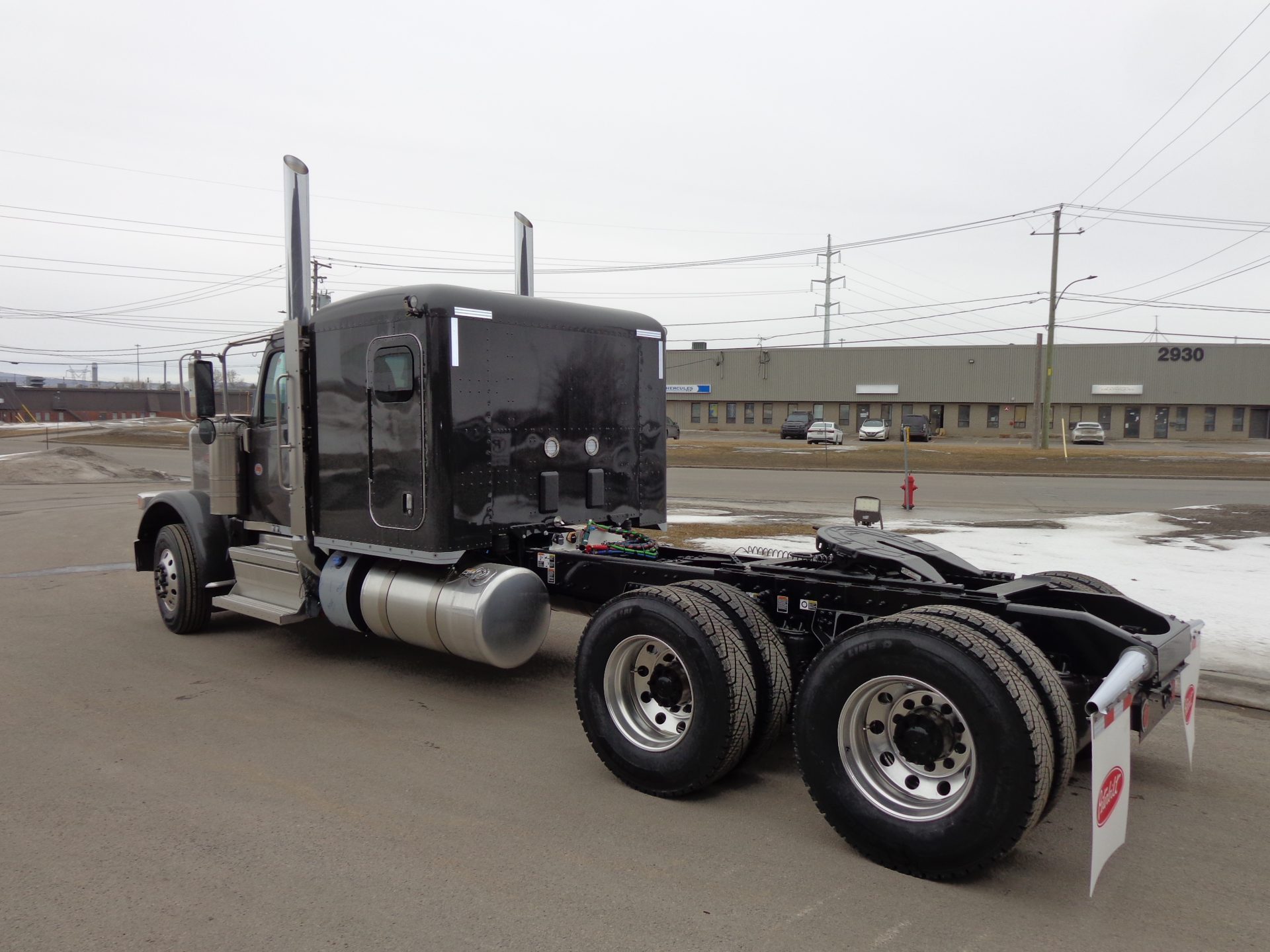 2027 Peterbilt 589 14,6 x 46.000 lbs 72 FT