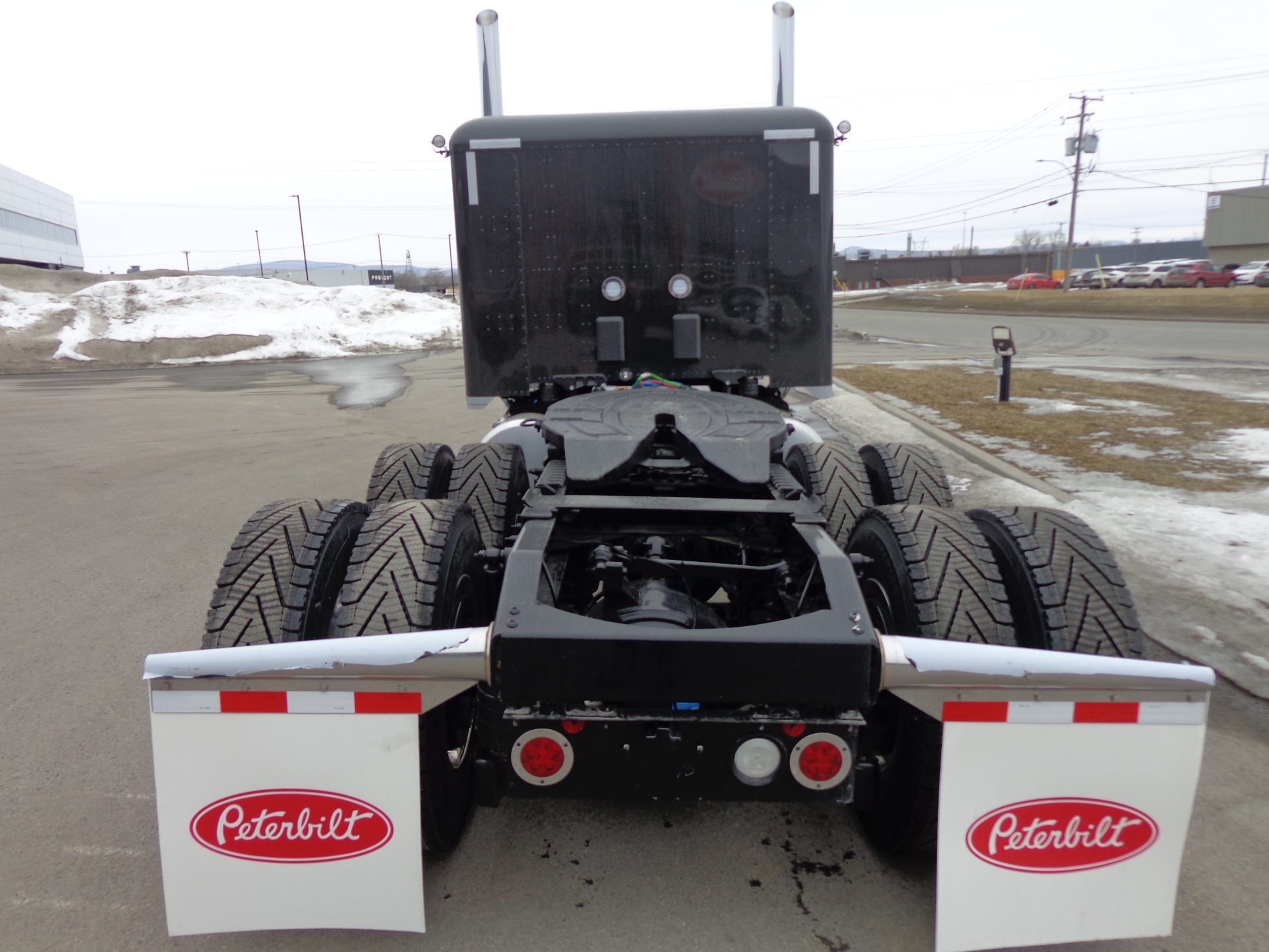 2027 Peterbilt 589 14,6 x 46.000 lbs 72 FT