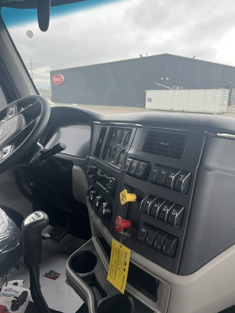 2027 Peterbilt 567 – Northsea gray