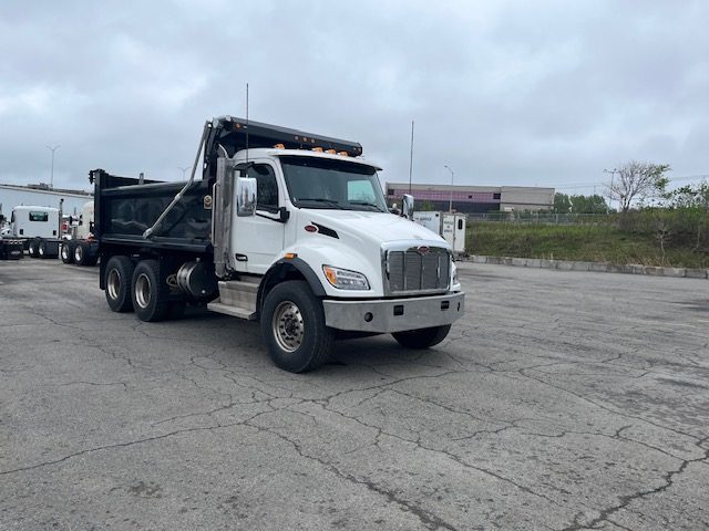 2027 Peterbilt 548 – White